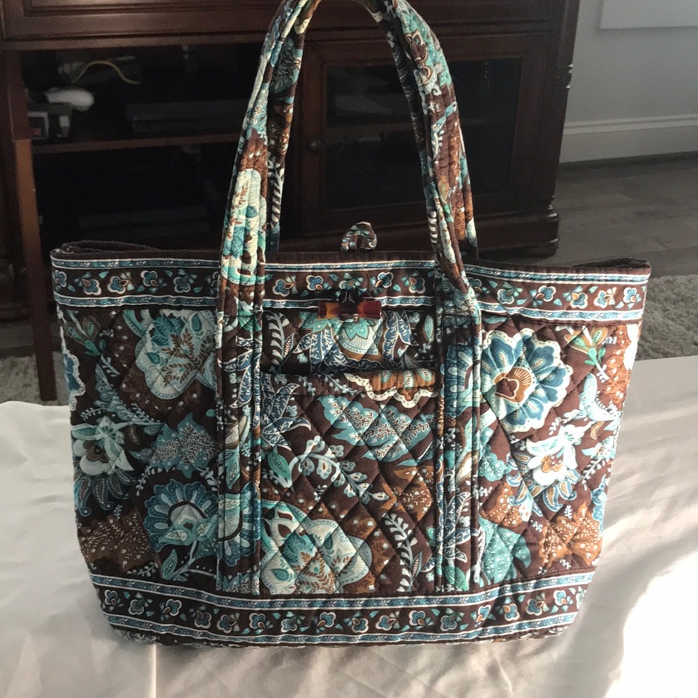 Vera Bradley medium bag!